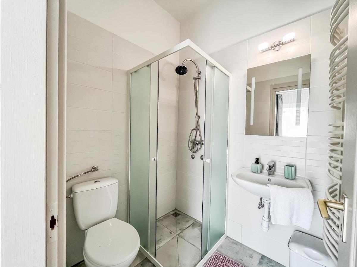 Villa 21 Boutique Rooms Balatonalmádi Екстериор снимка