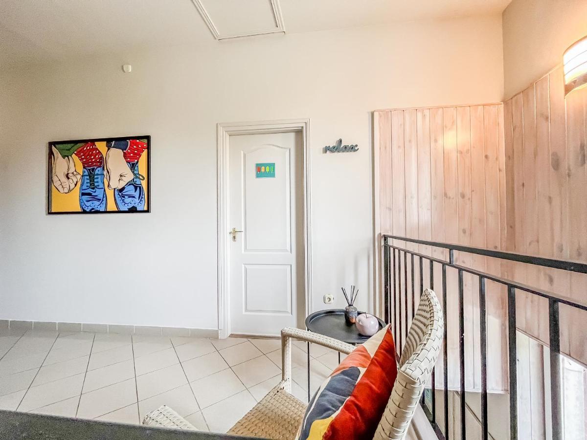 Villa 21 Boutique Rooms Balatonalmádi Екстериор снимка