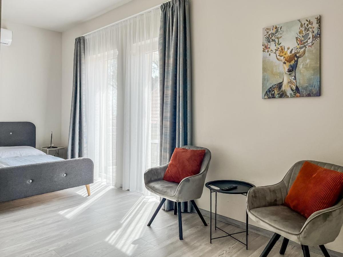 Villa 21 Boutique Rooms Balatonalmádi Екстериор снимка